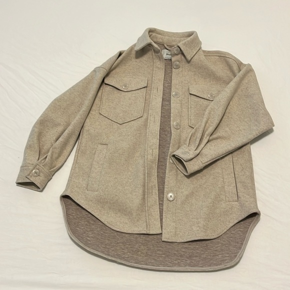 FREE SHIPPING Stradivarius shacket - Picture 1 of 4